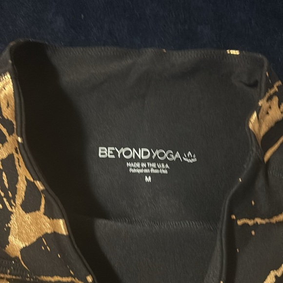 Beyond Yoga size medium - Picture 3 of 6